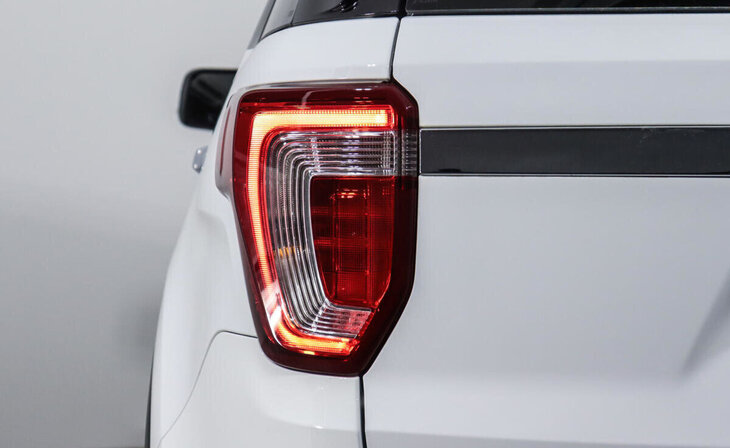 Ford Explorer - Фото 4