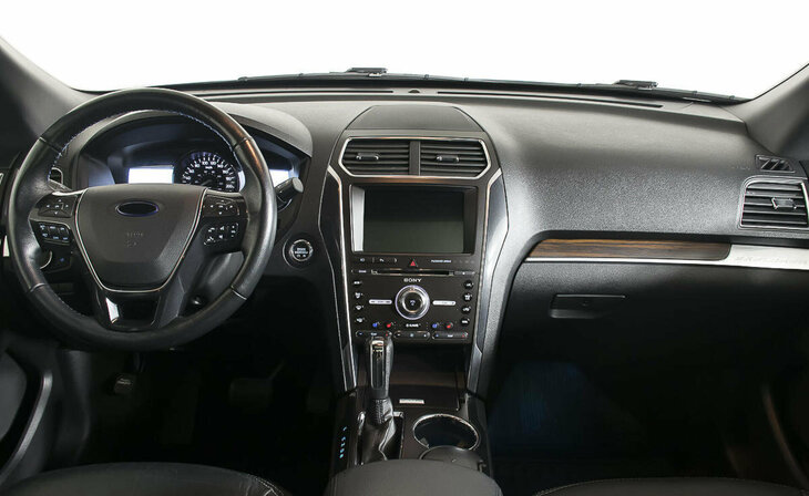 Ford Explorer - Фото 9