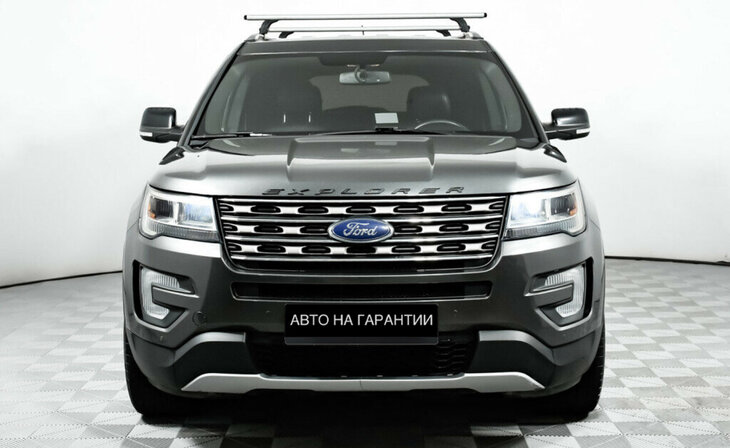 Ford Explorer - Фото 1