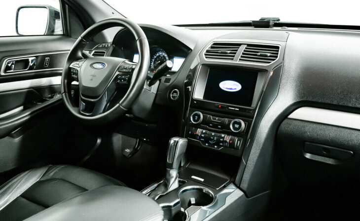Ford Explorer - Фото 6