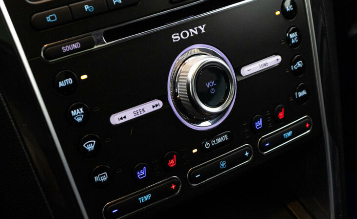 Ford Explorer - Фото 10