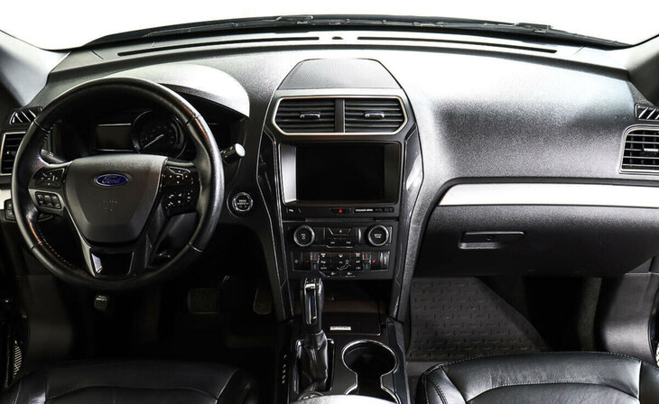 Ford Explorer - Фото 9