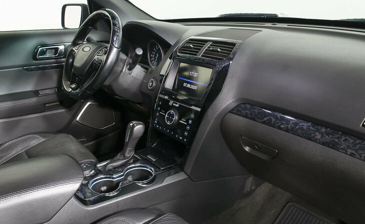 Ford Explorer - Фото 9