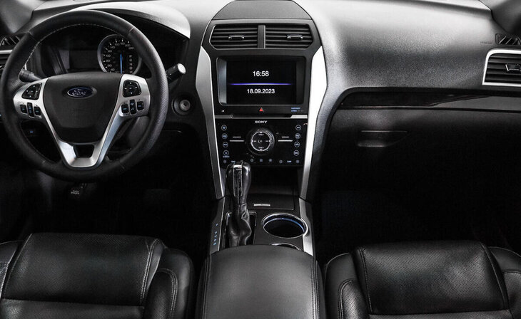 Ford Explorer - Фото 5