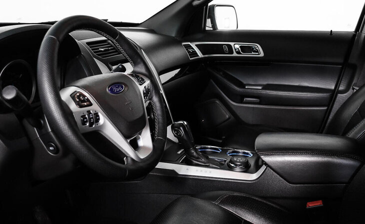 Ford Explorer - Фото 6