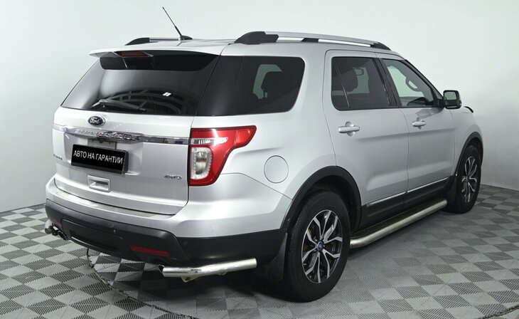 Ford Explorer - Фото 2