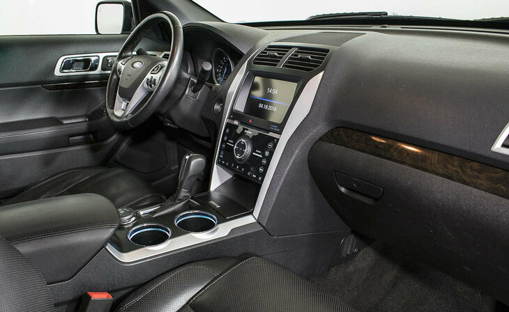 Ford Explorer - Фото 9