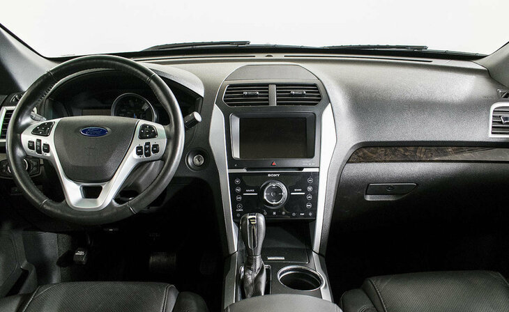 Ford Explorer - Фото 10