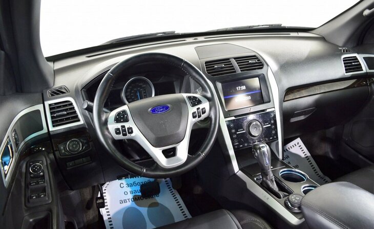 Ford Explorer - Фото 10