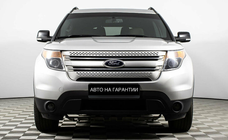 Ford Explorer - Фото 1