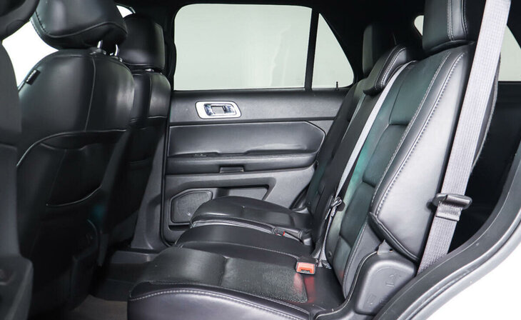 Ford Explorer - Фото 22