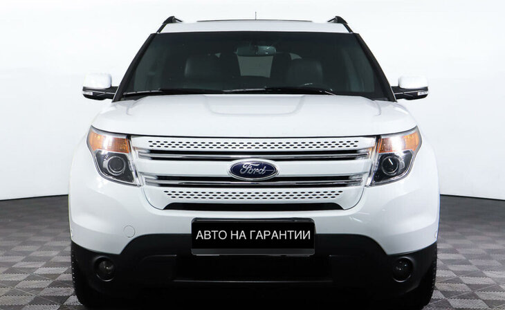 Ford Explorer - Фото 1
