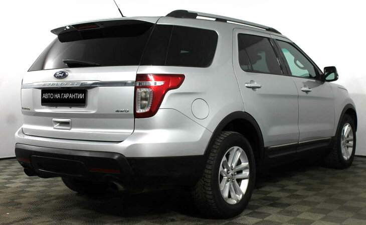 Ford Explorer - Фото 3