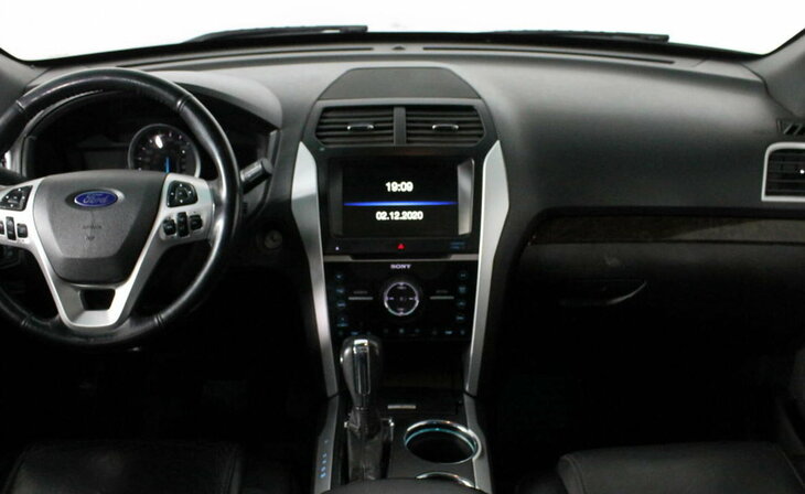 Ford Explorer - Фото 6