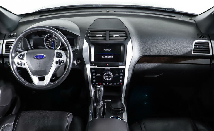Ford Explorer - Фото 10