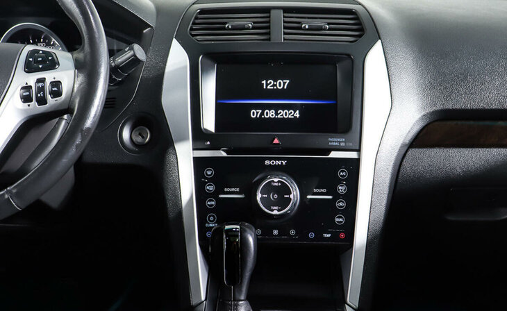 Ford Explorer - Фото 13