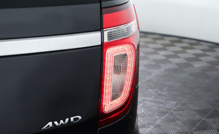 Ford Explorer - Фото 7