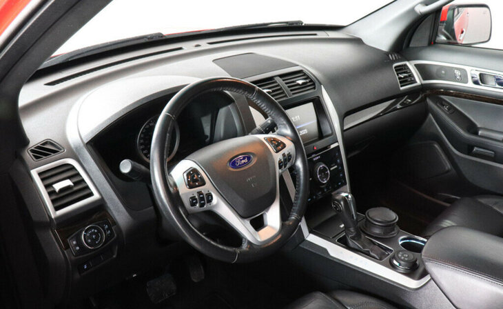Ford Explorer - Фото 5