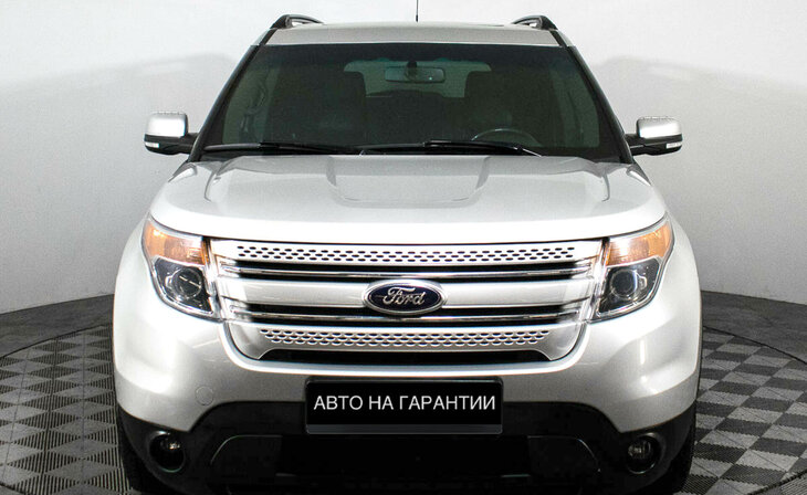 Ford Explorer - Фото 1