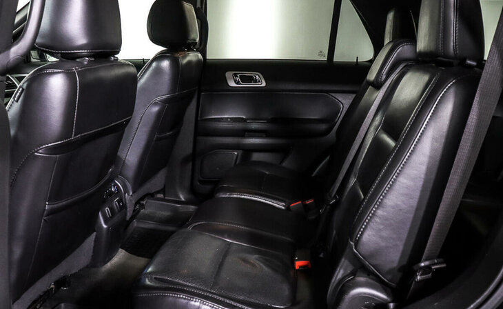 Ford Explorer - Фото 17