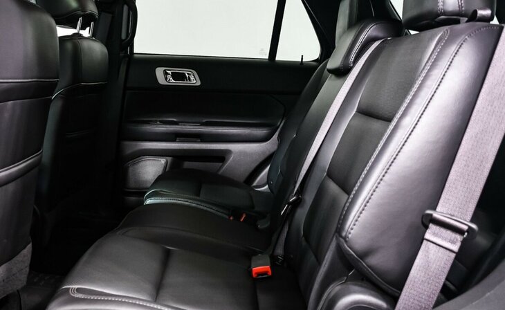 Ford Explorer - Фото 12