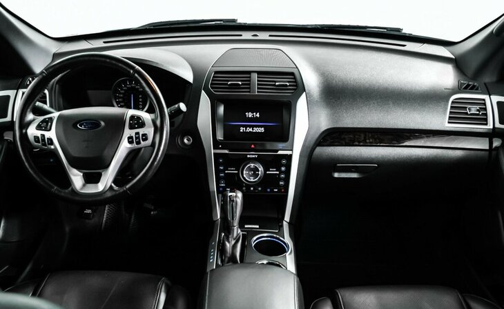 Ford Explorer - Фото 8
