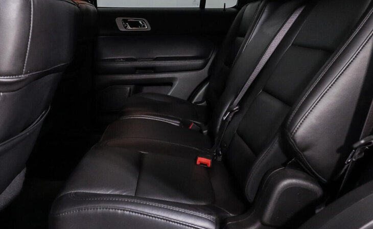 Ford Explorer - Фото 14
