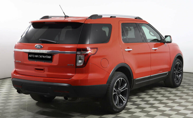 Ford Explorer - Фото 2