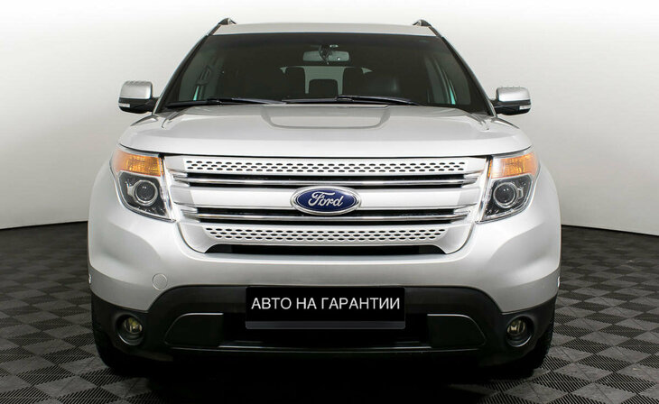 Ford Explorer - Фото 1