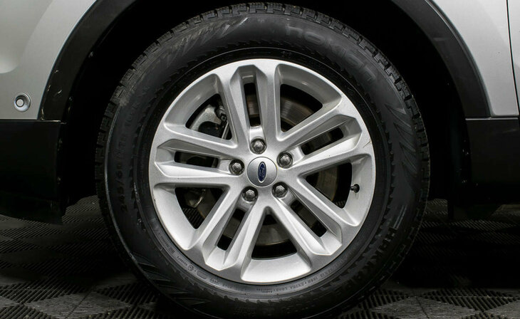 Ford Explorer - Фото 8