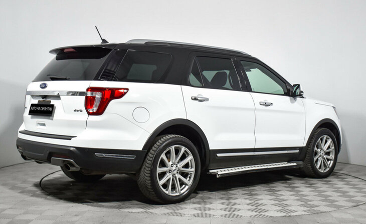 Ford Explorer - Фото 2