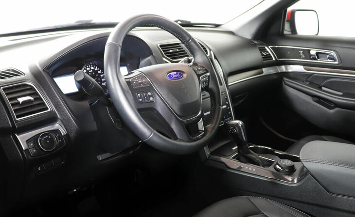 Ford Explorer - Фото 7
