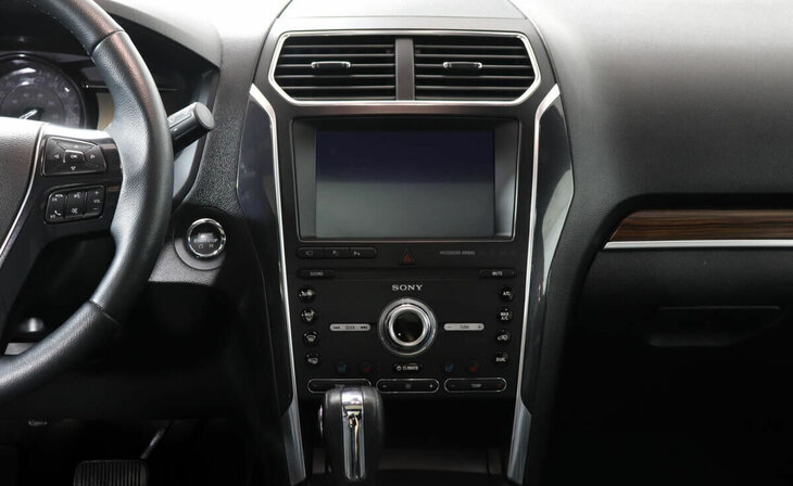 Ford Explorer - Фото 8