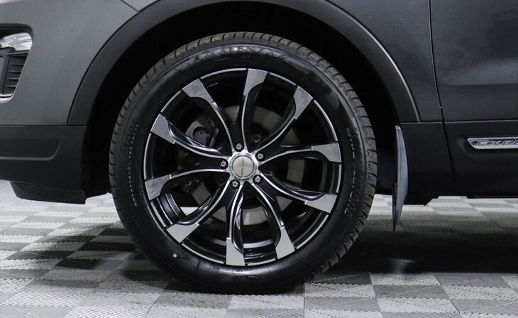 Ford Explorer - Фото 4