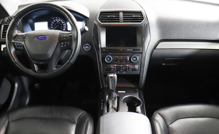 Ford Explorer - Фото 6