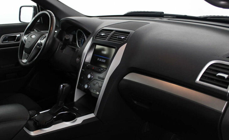 Ford Explorer - Фото 5