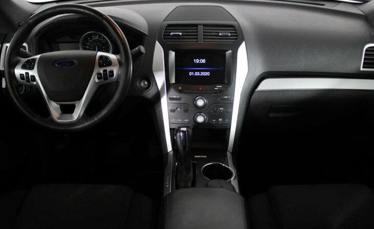 Ford Explorer - Фото 6
