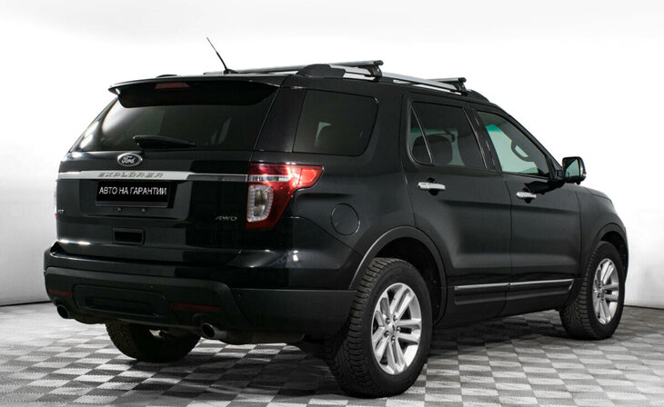 Ford Explorer - Фото 2