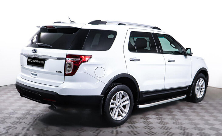 Ford Explorer - Фото 4