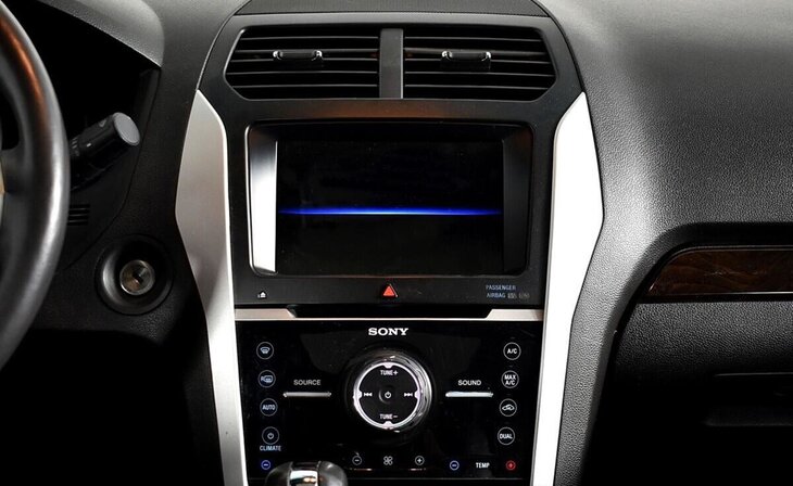 Ford Explorer - Фото 8