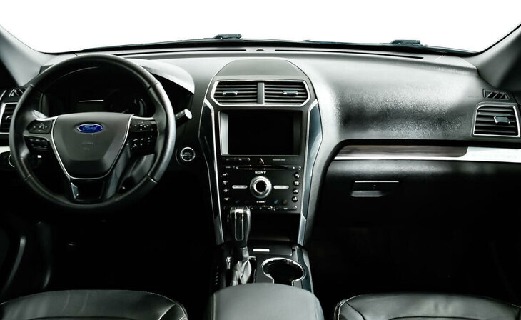 Ford Explorer - Фото 7
