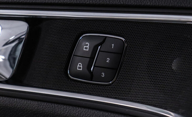 Ford Explorer - Фото 11