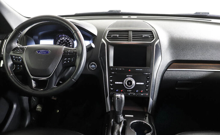 Ford Explorer - Фото 5