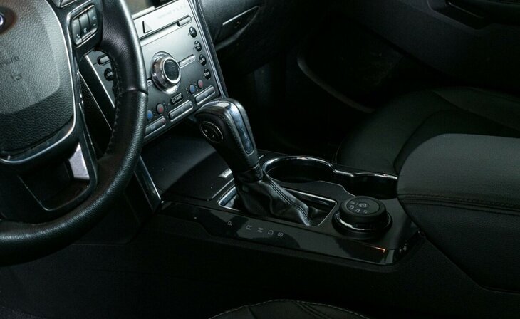 Ford Explorer - Фото 8