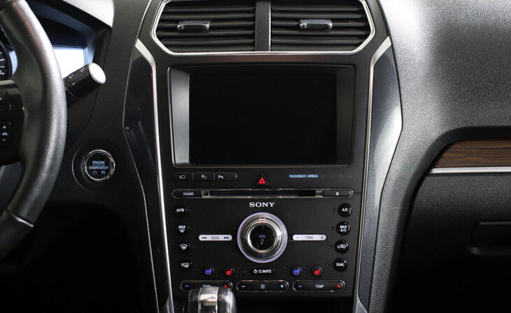 Ford Explorer - Фото 8