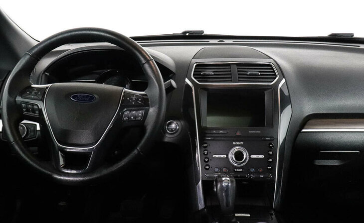 Ford Explorer - Фото 6