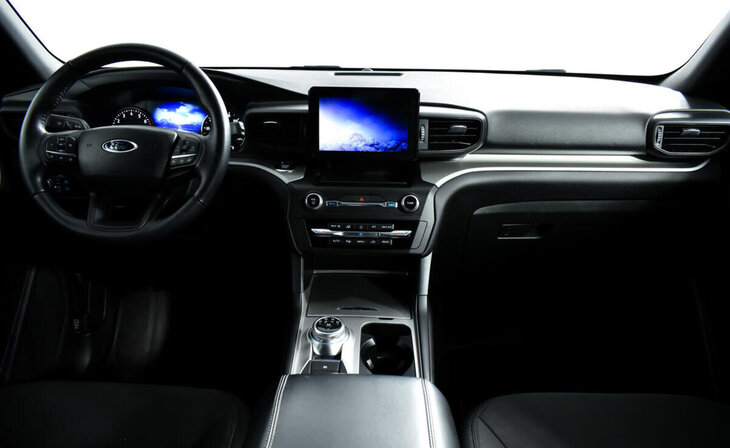 Ford Explorer - Фото 7