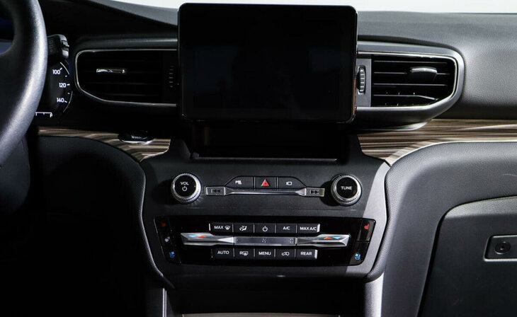 Ford Explorer - Фото 9