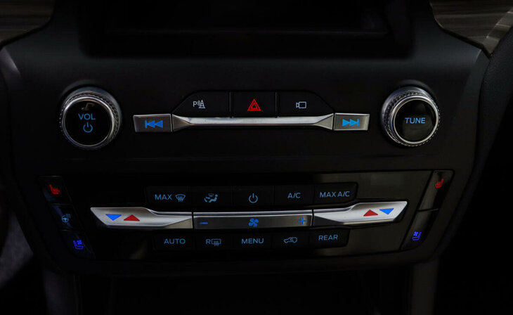 Ford Explorer - Фото 14