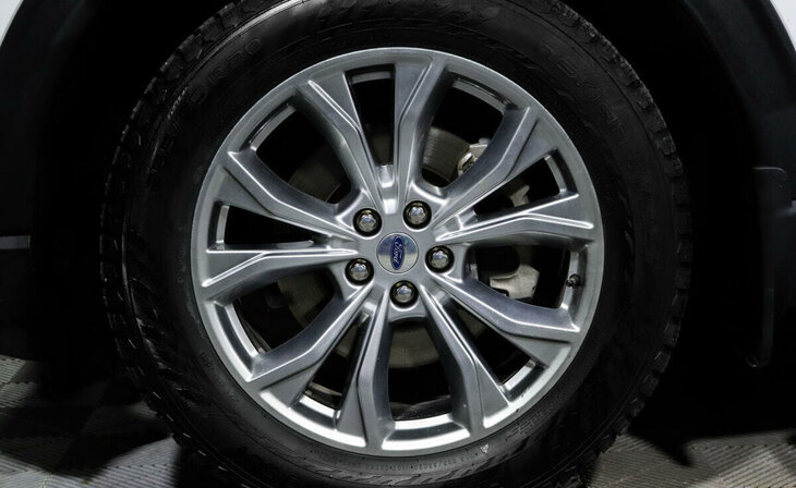 Ford Explorer - Фото 4